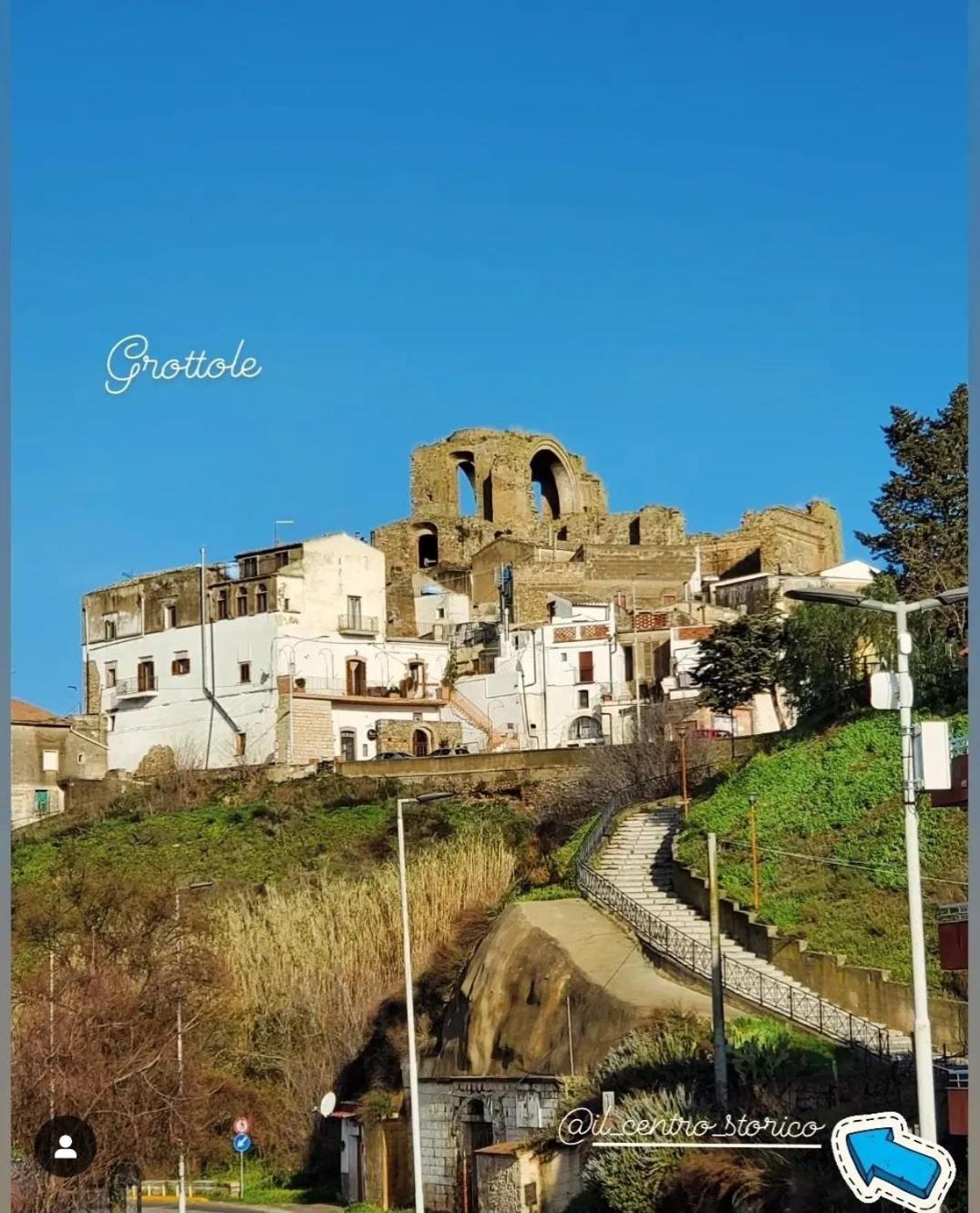 GrottoleIl Centro Storico别墅 外观 照片